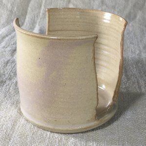 HANDMADE POTTERY SPONGE HOLDER